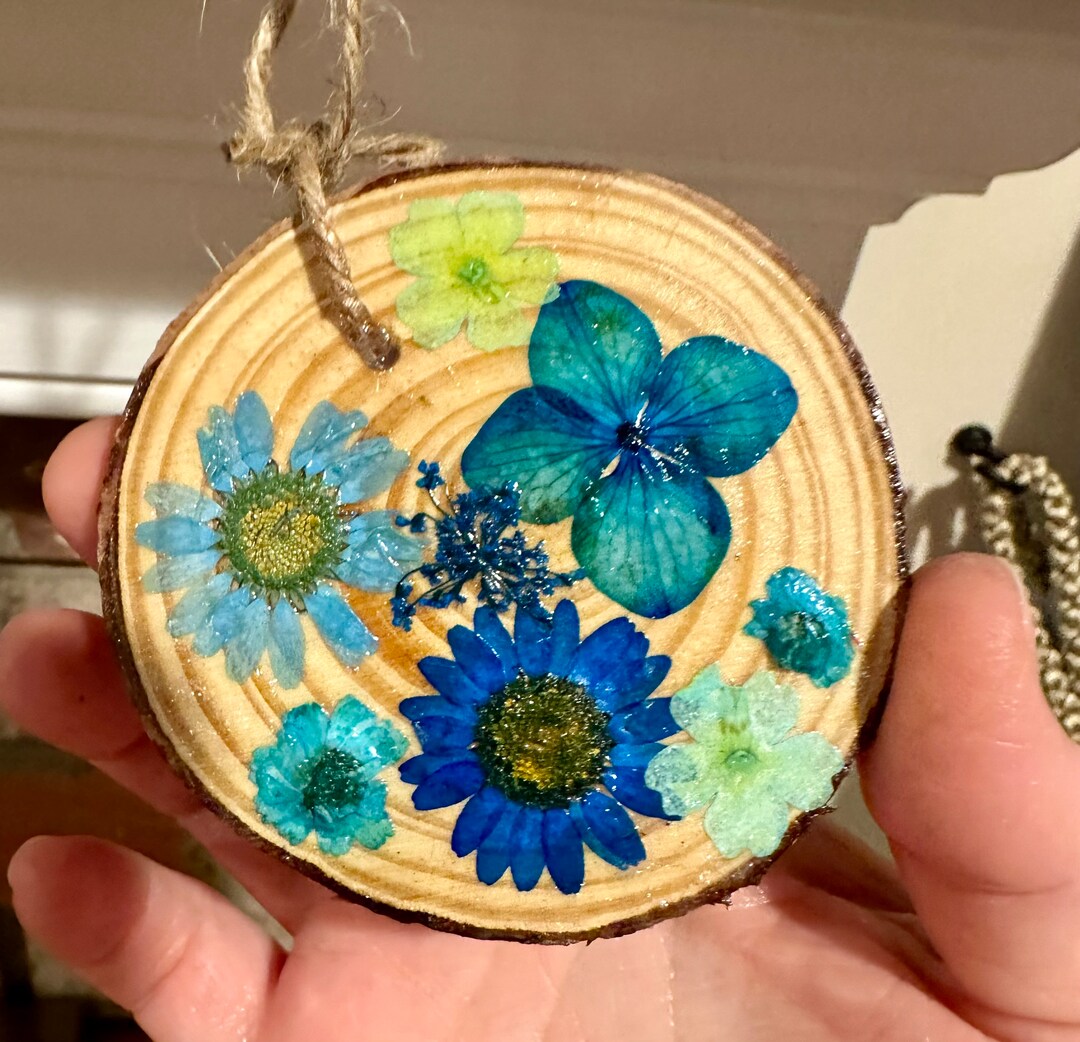 Pressed Flower Wood Ornament | MakerPlace by Michaels Pressed Flower Wood Ornament | MakerPlace by Michaels